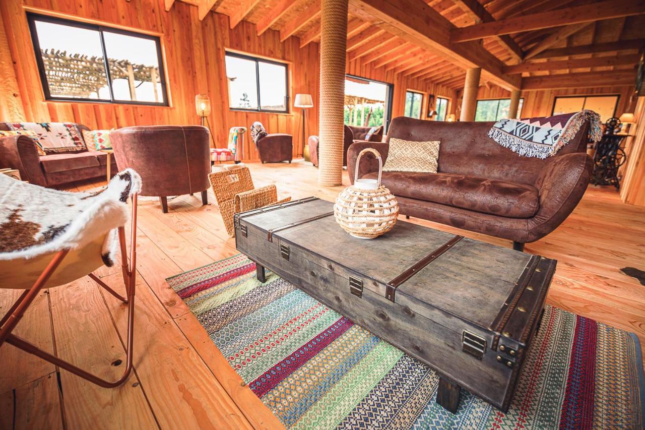Villaniere Domaine De La Vitarelle Glamping מראה חיצוני תמונה