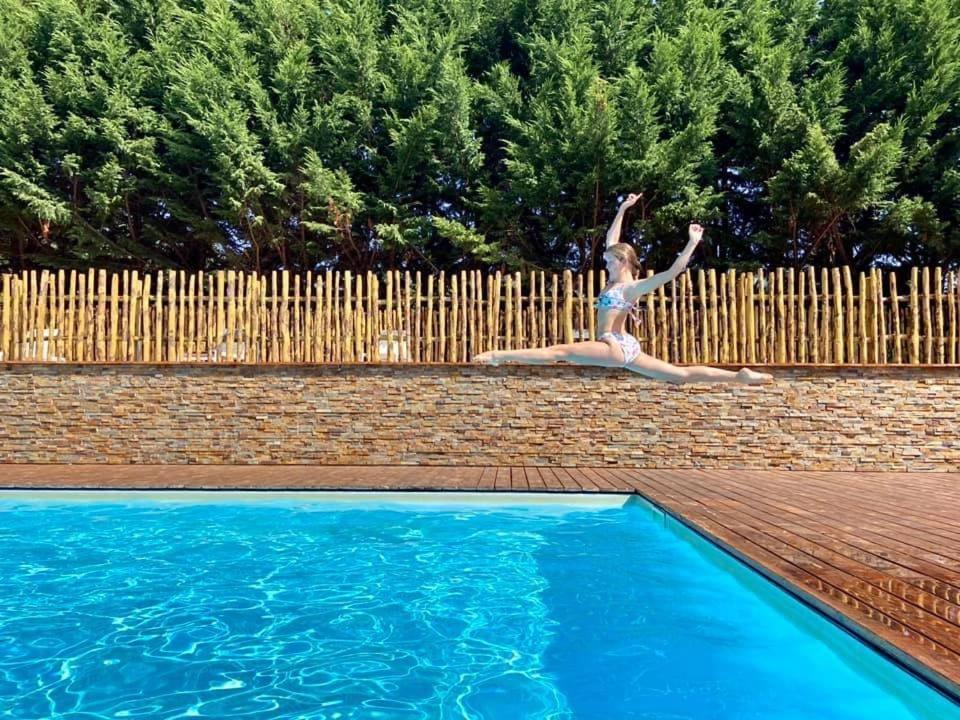 Villaniere Domaine De La Vitarelle Glamping מראה חיצוני תמונה