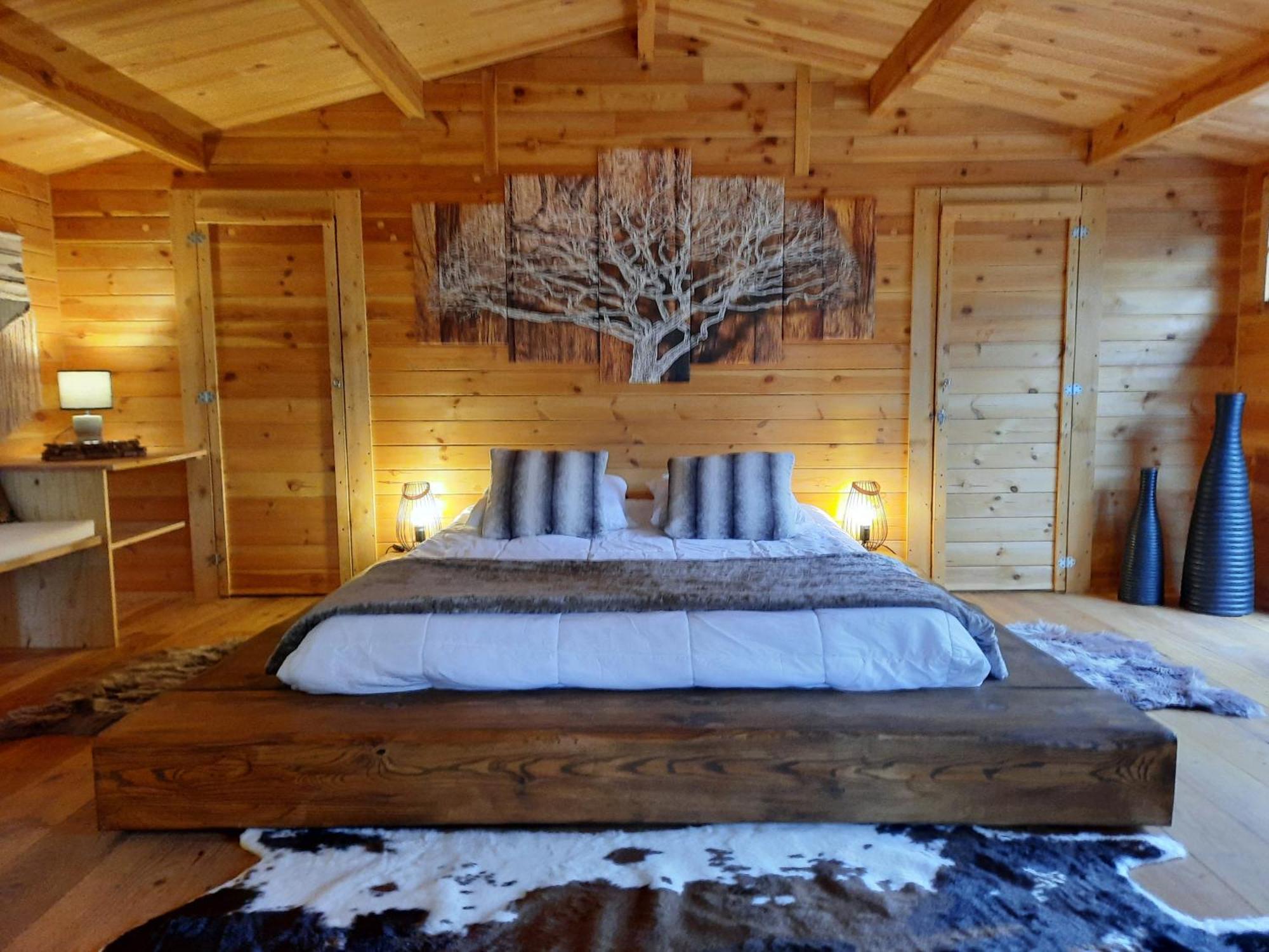 Villaniere Domaine De La Vitarelle Glamping מראה חיצוני תמונה